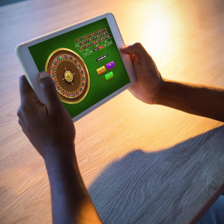 Antarmuka permainan Egypt's Book of Mystery di mobile